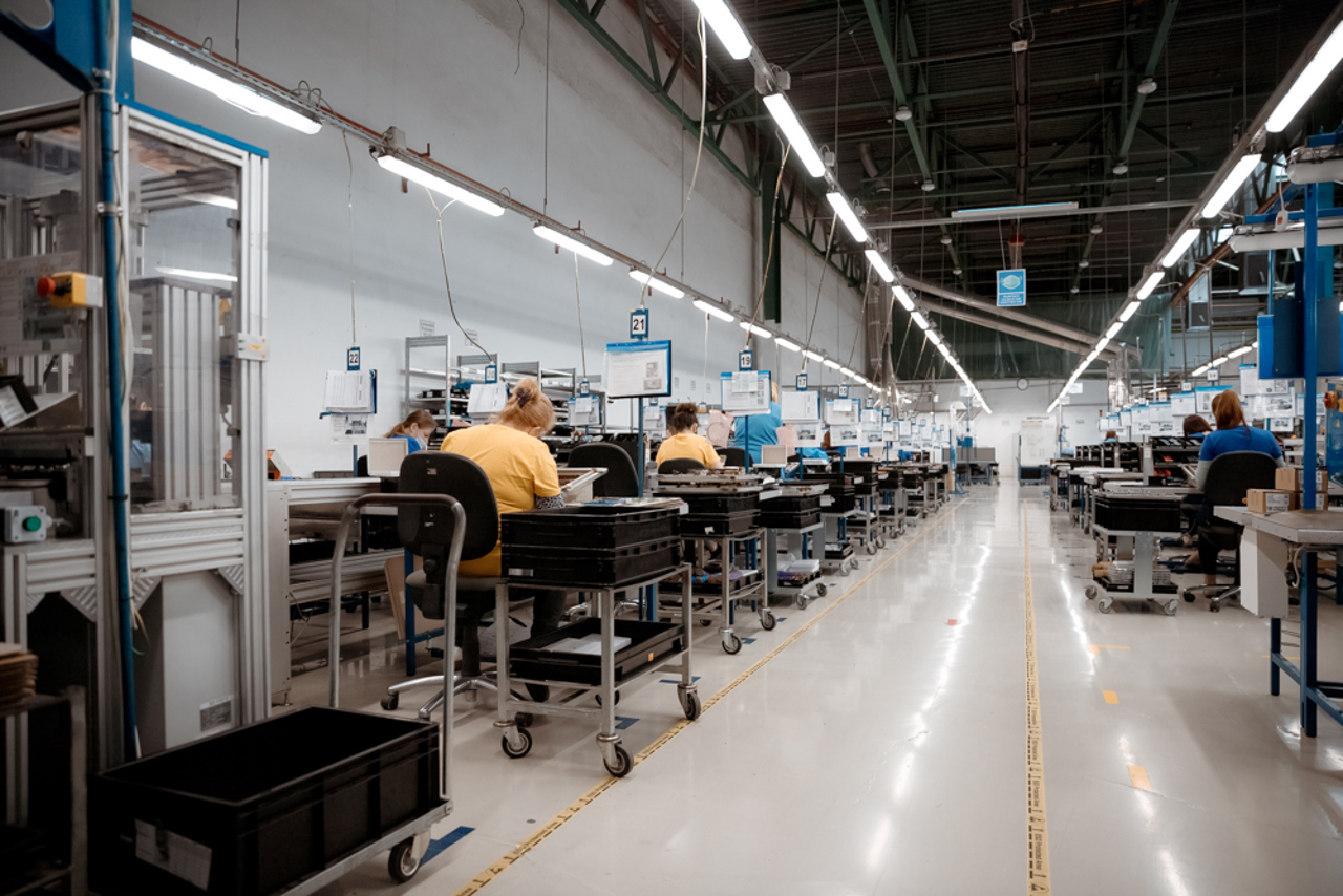 Prețurile producătorilor industriali au stagnat în septembrie. În sectorul energetic, scădere anuală de aproape 13%