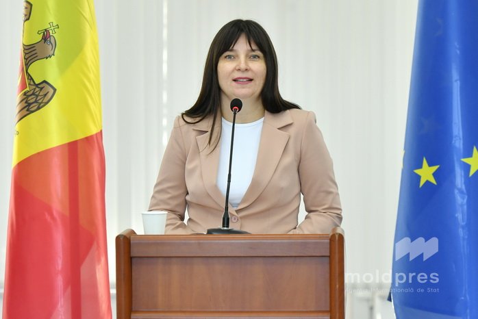 Optimizări la cheltuielile tuturor instituțiilor finanțate de la bugetul de stat. Victoria Belous anunță tăieri la reparații, mobilier, mașini și cheltuieli administrative